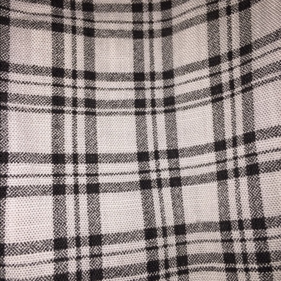 E M cropped tank top!! - Picture 2 of 3